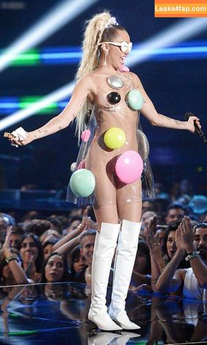 Miley Cyrus photo #2294