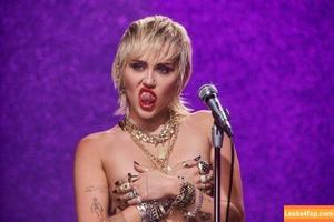 Miley Cyrus photo #2400