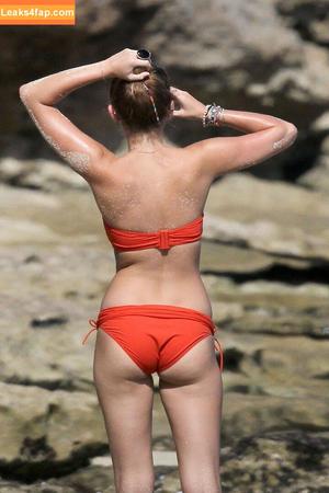 Miley Cyrus photo #2432