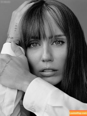 Miley Cyrus photo #2453