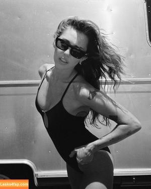 Miley Cyrus photo #2639