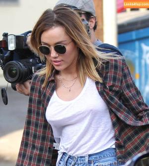 Miley Cyrus photo #2652