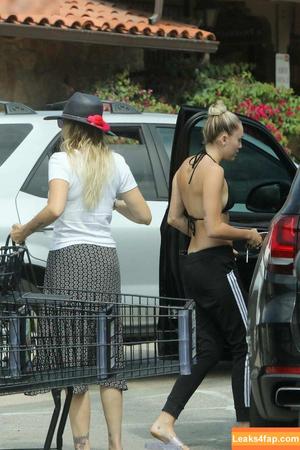 Miley Cyrus photo #2896