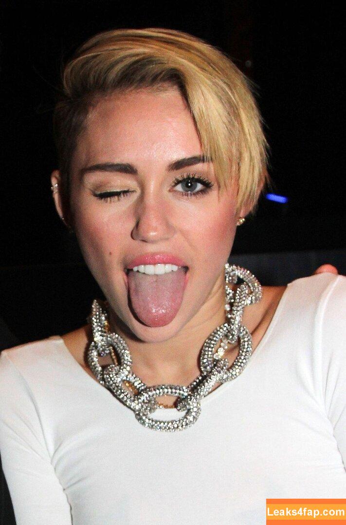 Miley Cyrus / MileyCyrus leaked photo photo #3140