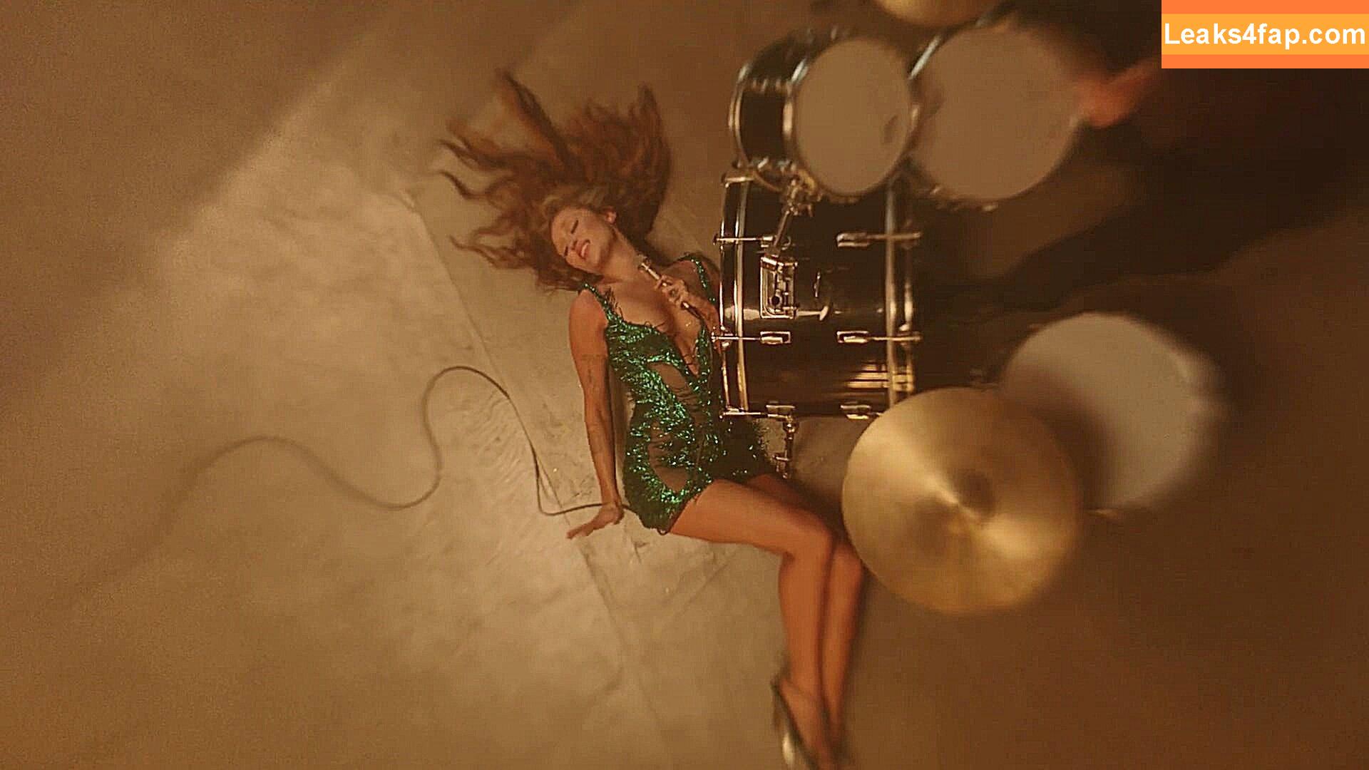 Miley Cyrus / MileyCyrus leaked photo photo #3254