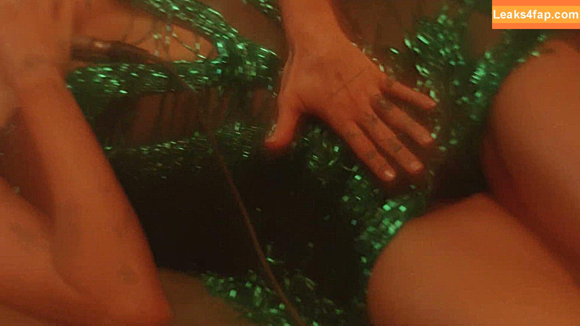 Miley Cyrus / MileyCyrus leaked photo photo #3263