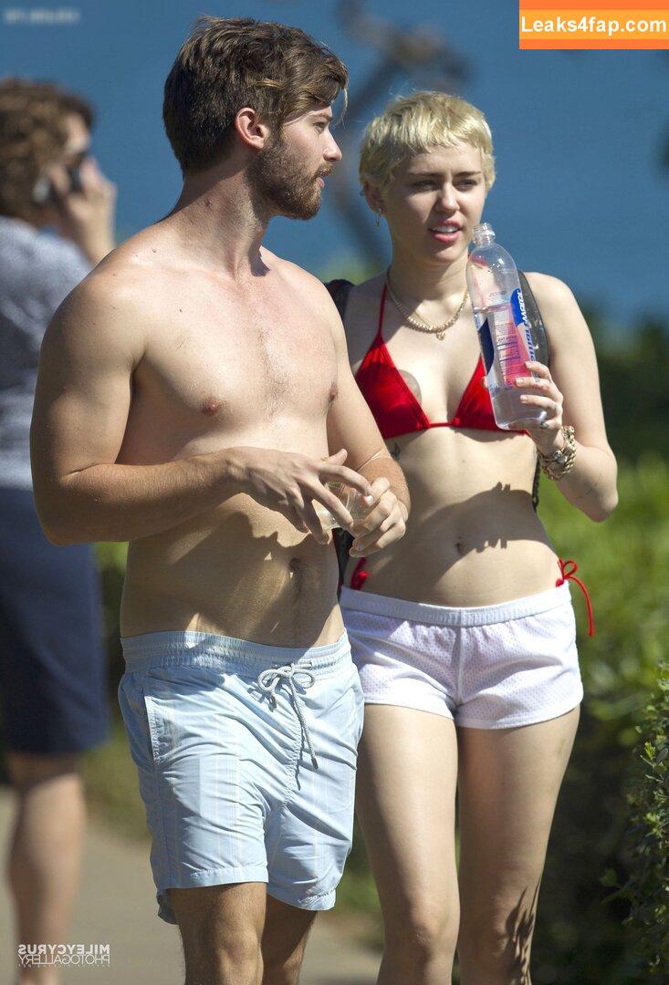 Miley Cyrus / MileyCyrus leaked photo photo #3298