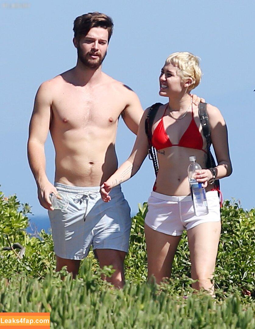 Miley Cyrus / MileyCyrus leaked photo photo #3309