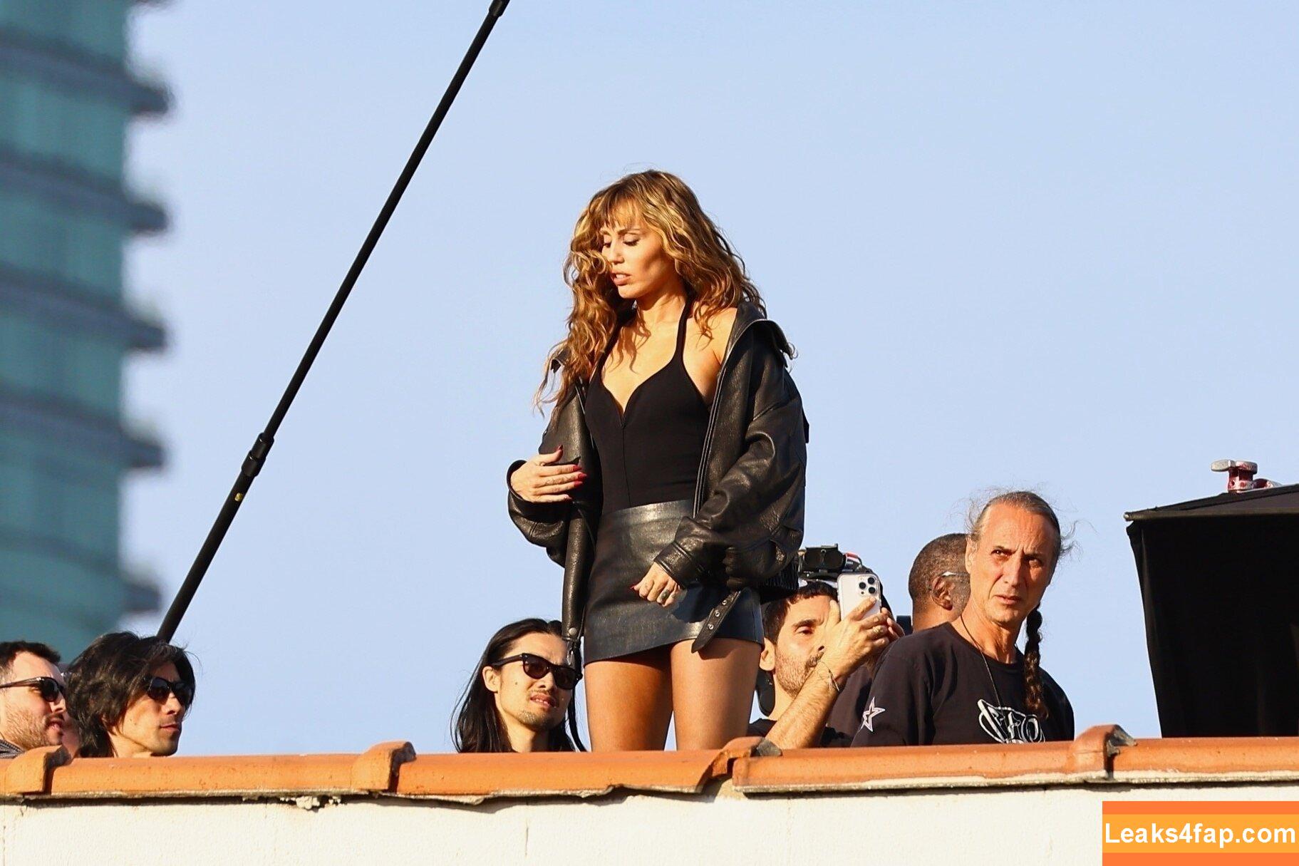 Miley Cyrus / MileyCyrus leaked photo photo #3397