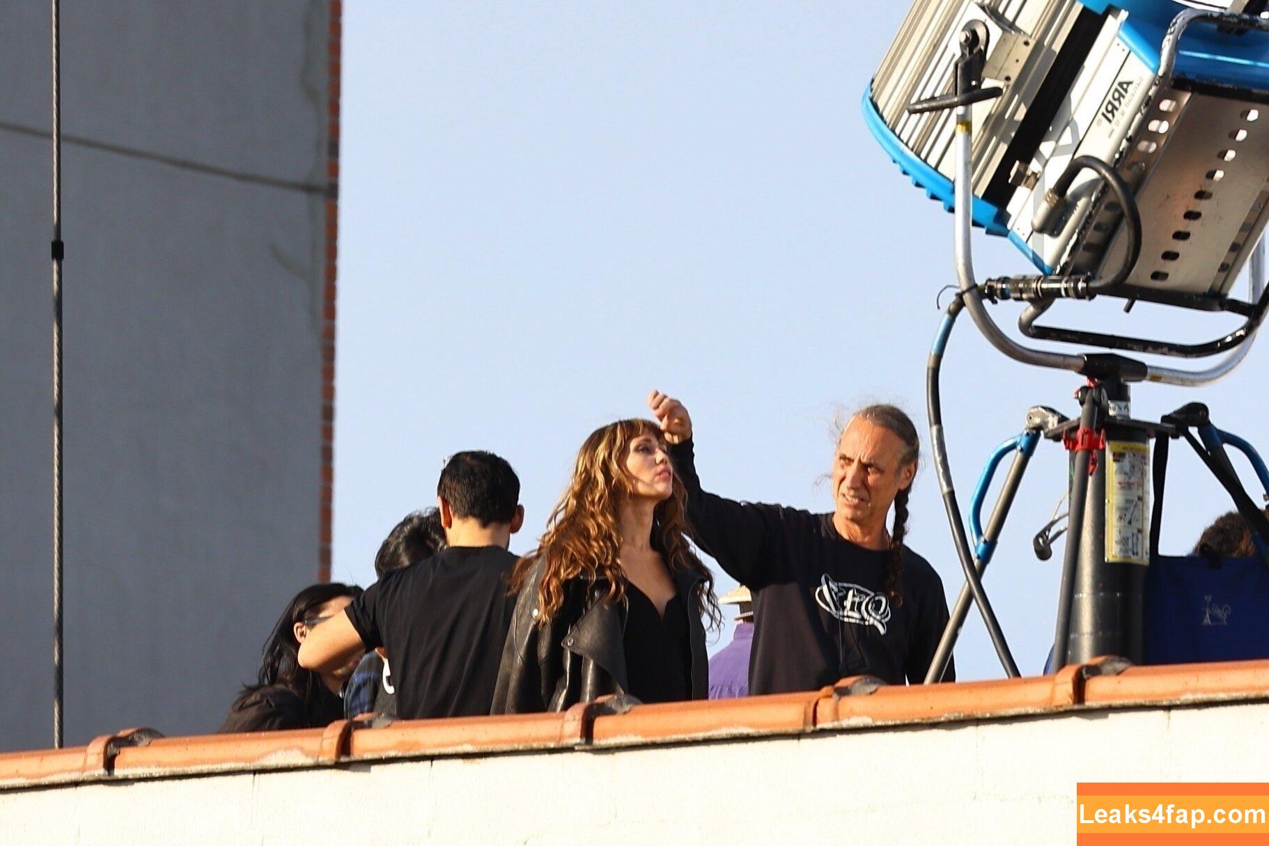 Miley Cyrus / MileyCyrus leaked photo photo #3398