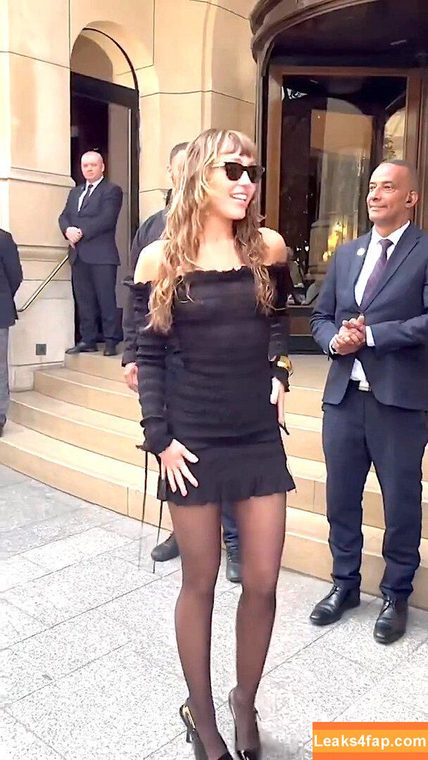 Miley Cyrus / MileyCyrus leaked photo photo #3410