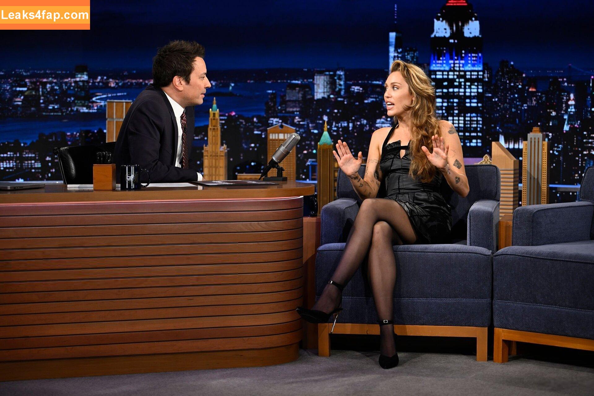 Miley Cyrus / MileyCyrus leaked photo photo #3482