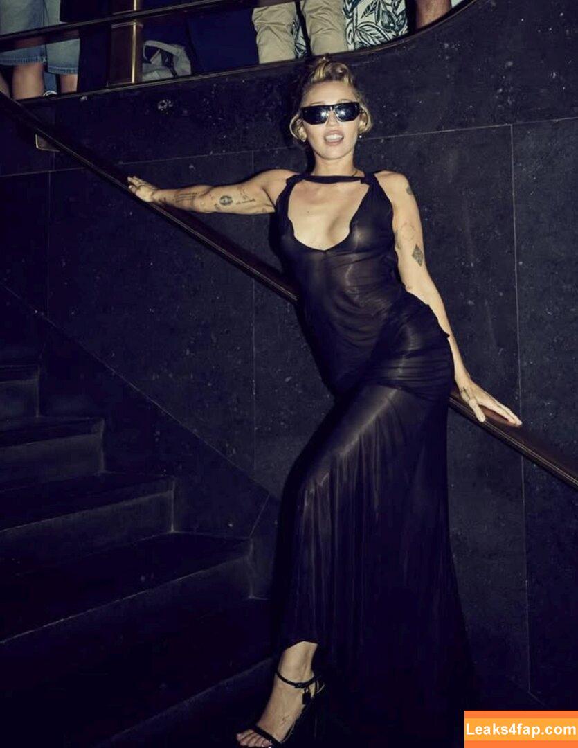 Miley Cyrus / MileyCyrus leaked photo photo #3512