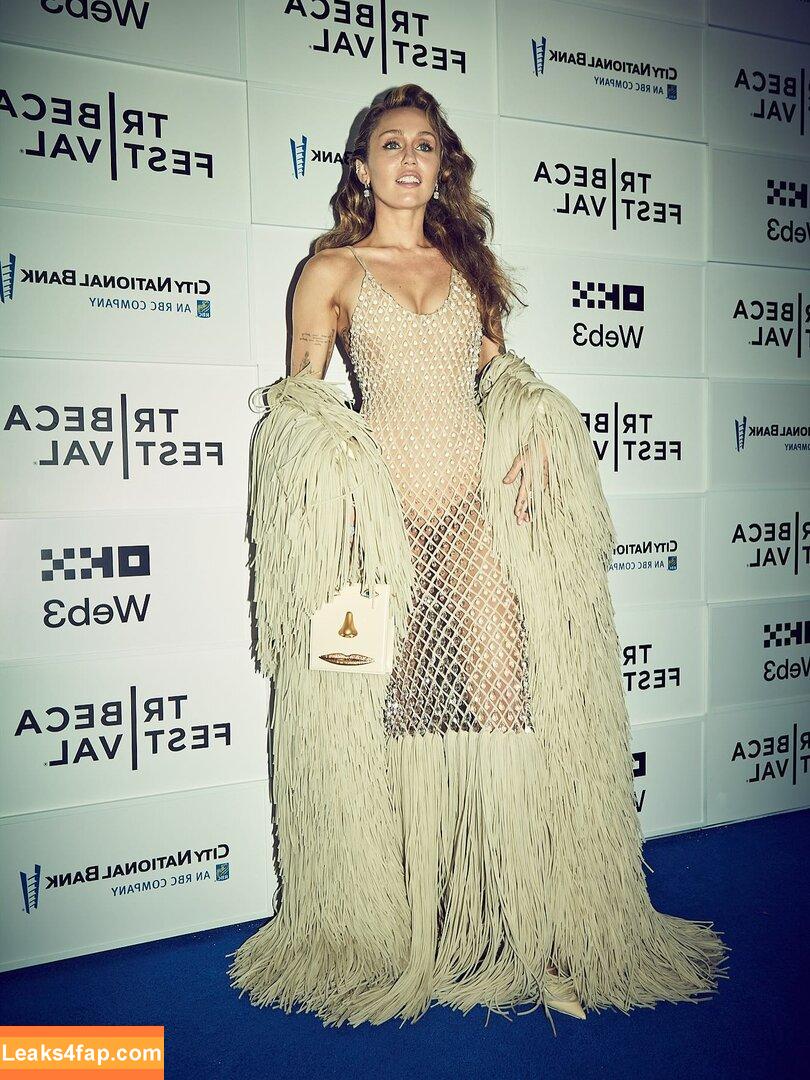 Miley Cyrus / MileyCyrus leaked photo photo #3521