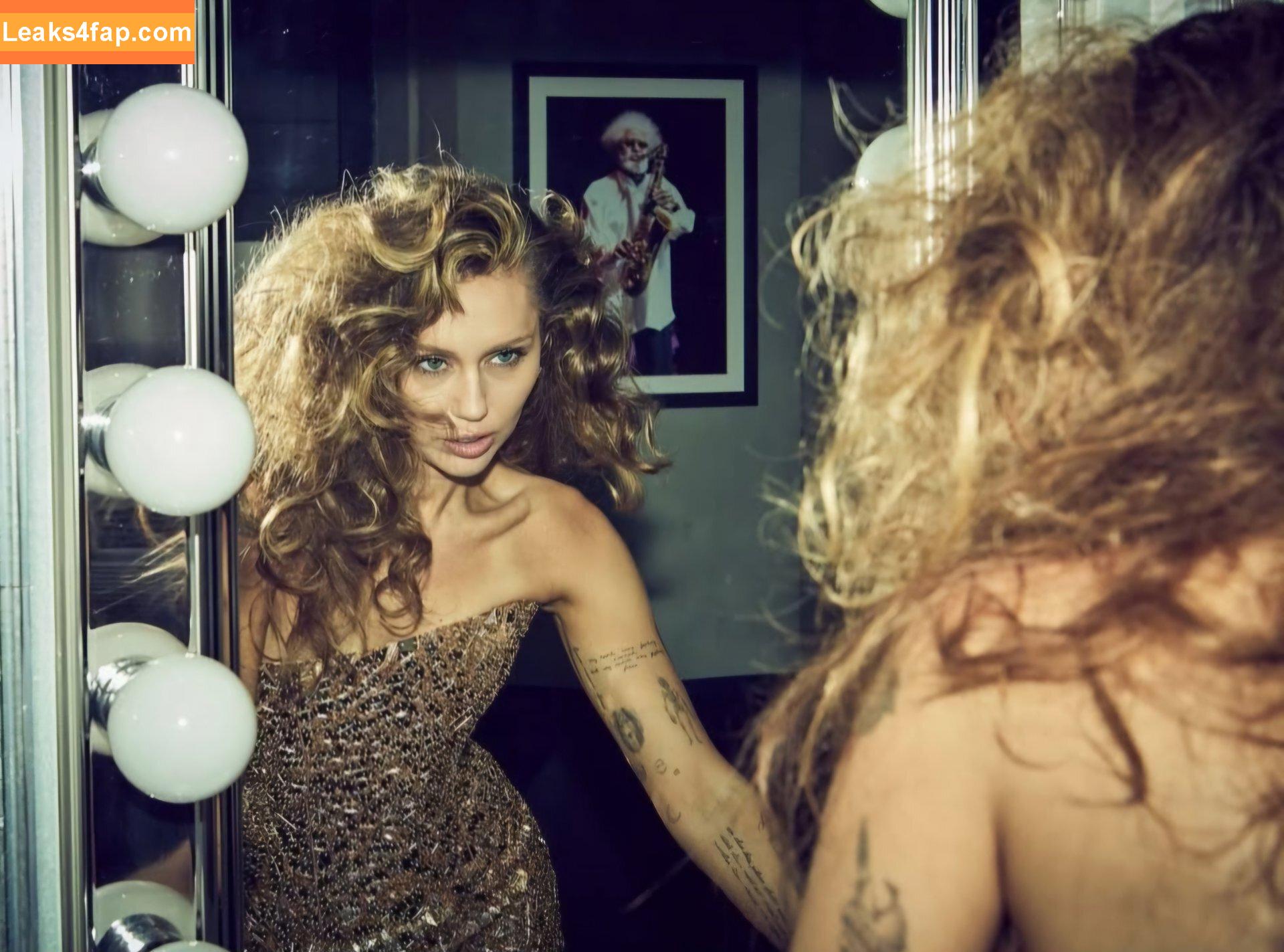 Miley Cyrus / MileyCyrus leaked photo photo #3535