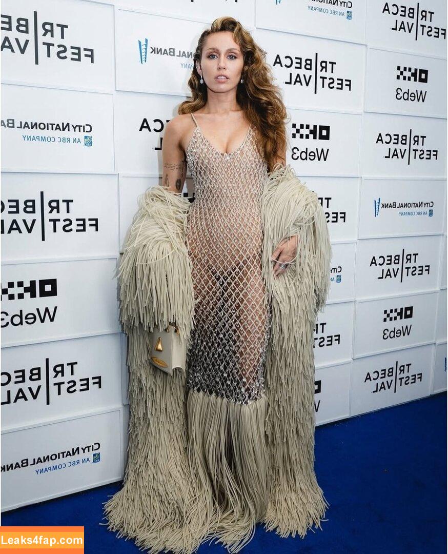 Miley Cyrus / MileyCyrus leaked photo photo #3537