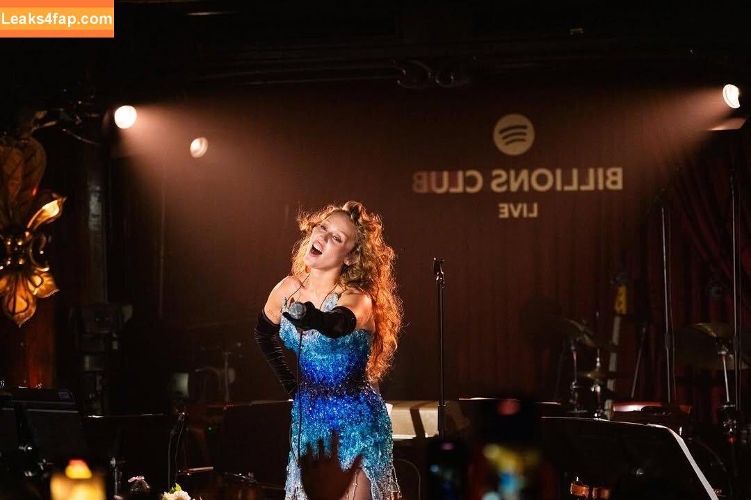 Miley Cyrus / MileyCyrus leaked photo photo #3560