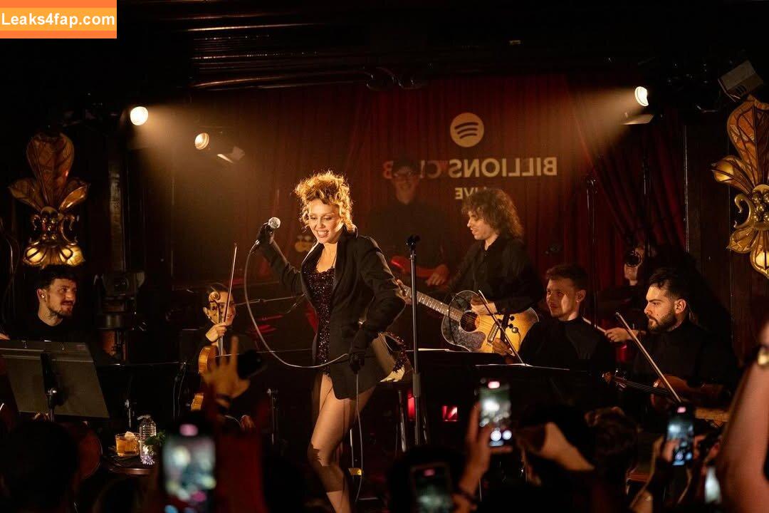 Miley Cyrus / MileyCyrus leaked photo photo #3572