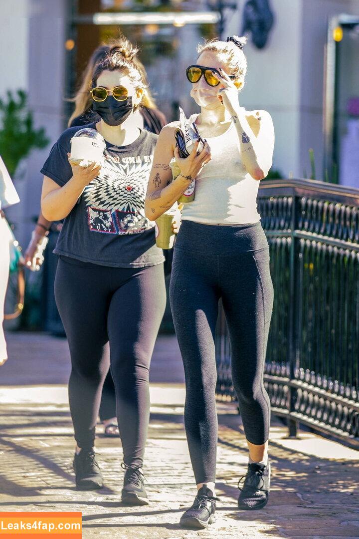 Miley Cyrus / MileyCyrus leaked photo photo #3599