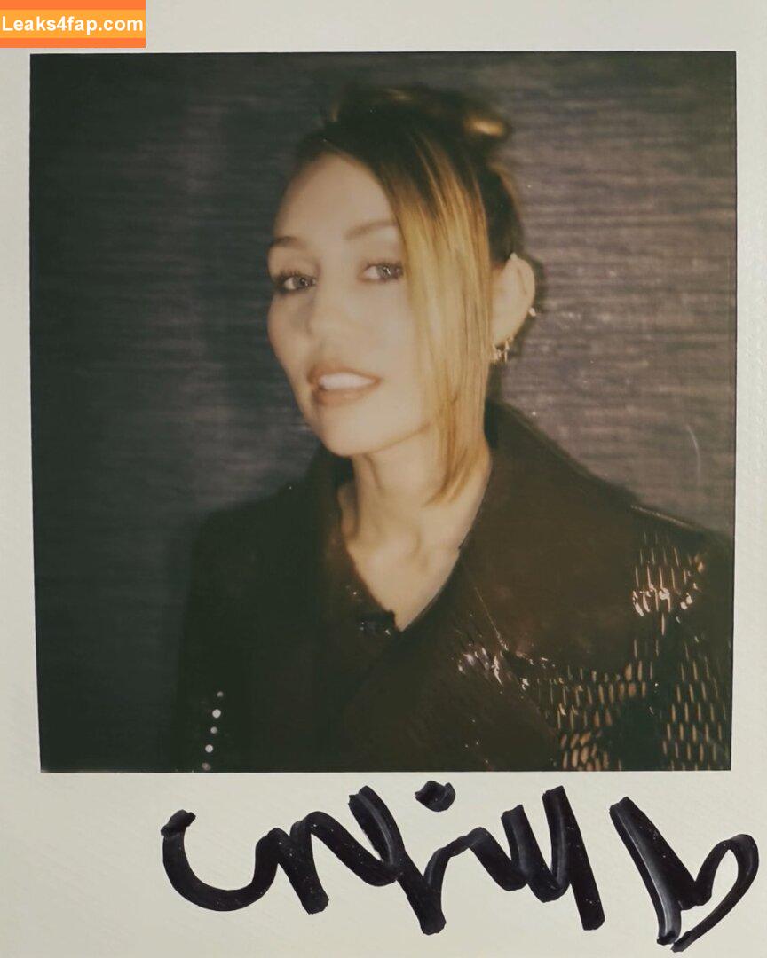Miley Cyrus / MileyCyrus leaked photo photo #3743