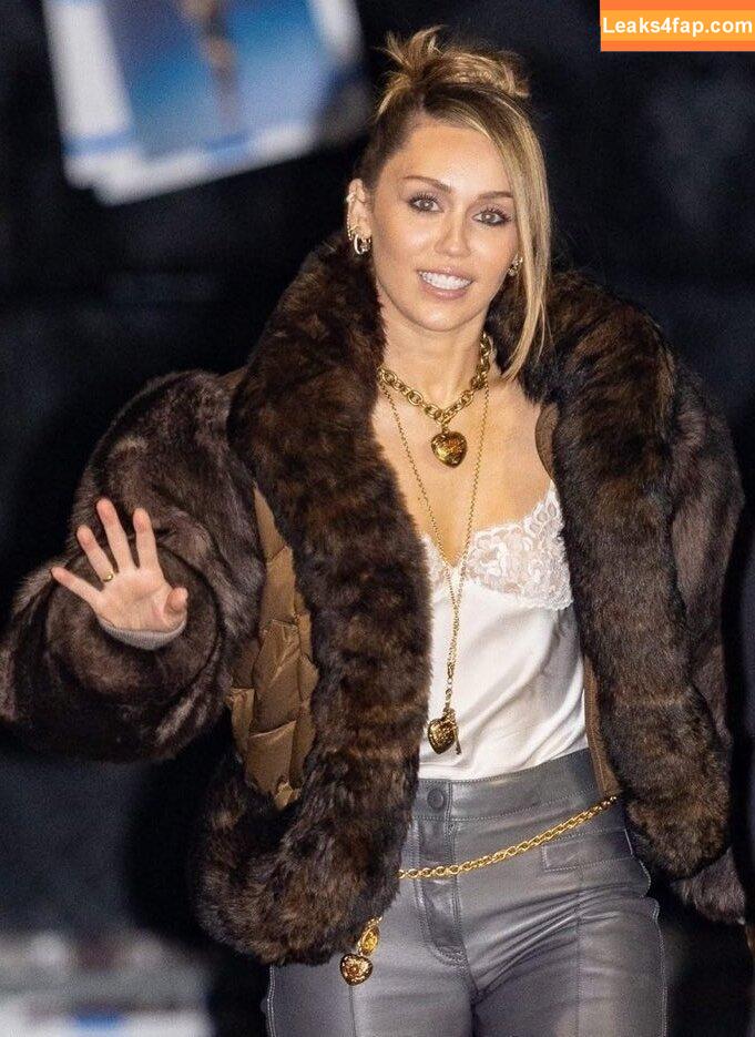 Miley Cyrus / MileyCyrus leaked photo photo #3759