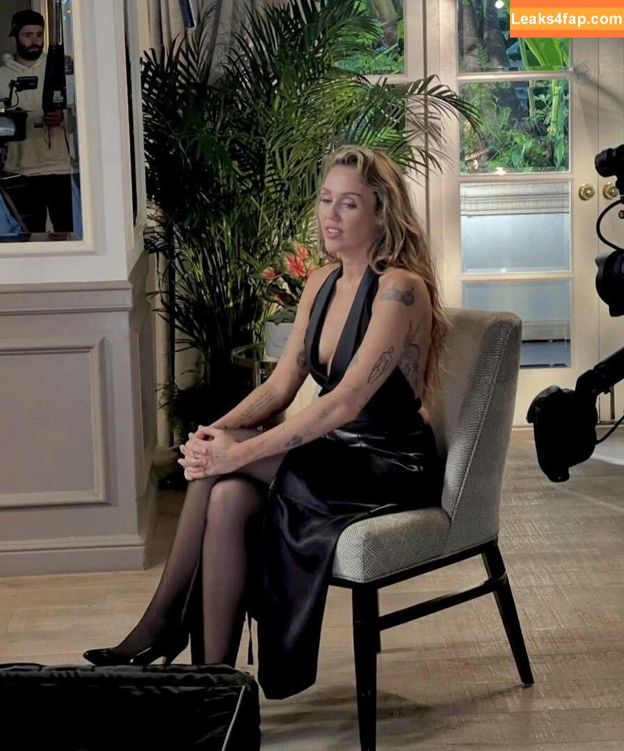 Miley Cyrus / MileyCyrus leaked photo photo #3779