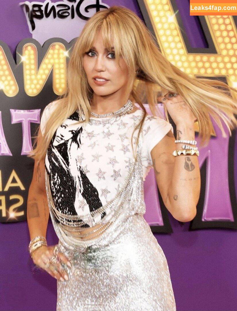 Miley Cyrus / https: / mileycyrus слитое фото фото #3920