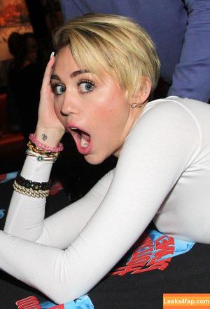 Miley Cyrus photo #3129