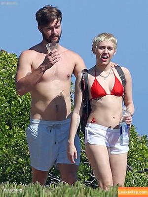 Miley Cyrus photo #3303