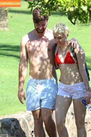 Miley Cyrus photo #3304