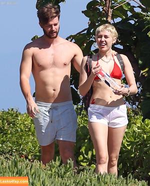 Miley Cyrus photo #3308