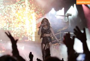 Miley Cyrus photo #3344