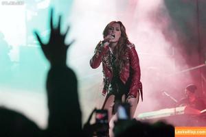 Miley Cyrus photo #3345