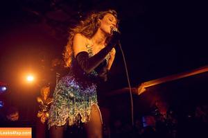 Miley Cyrus photo #3580