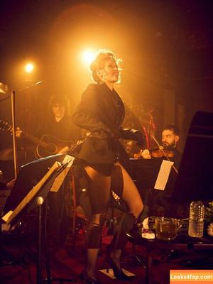 Miley Cyrus photo #3581