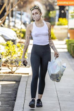 Miley Cyrus photo #3607