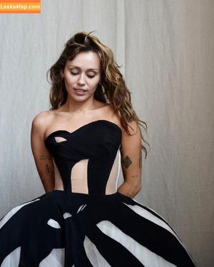 Miley Cyrus photo #3621