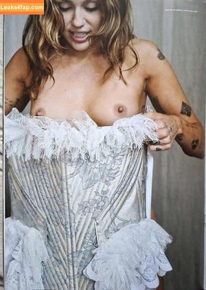 Miley Cyrus photo #3652