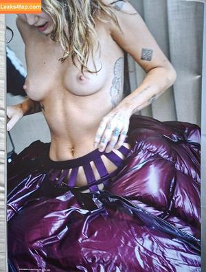 Miley Cyrus photo #3657