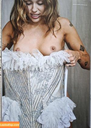 Miley Cyrus фото #3678