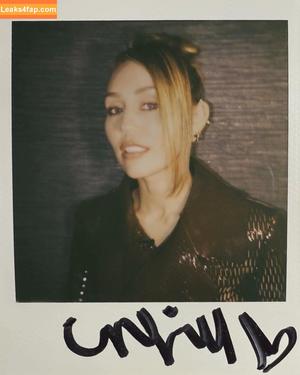 Miley Cyrus photo #3743