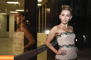 Miley Cyrus photo #3774