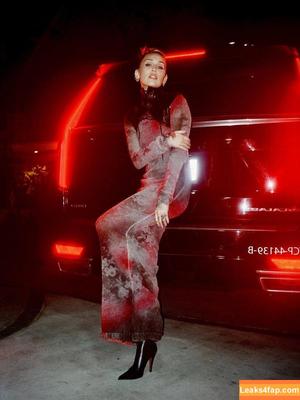 Miley Cyrus photo #3777