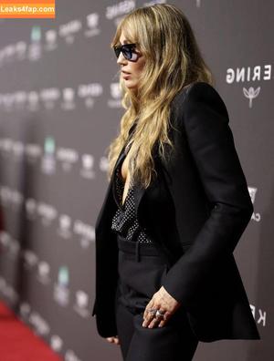 Miley Cyrus photo #3807