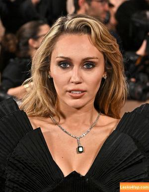 Miley Cyrus photo #3845