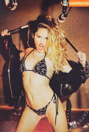 Miley Cyrus фото #3900