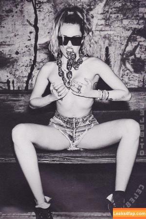 Miley Cyrus фото #3903