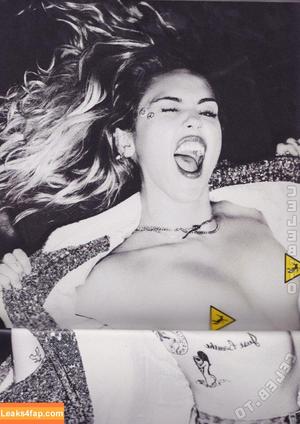 Miley Cyrus фото #3905