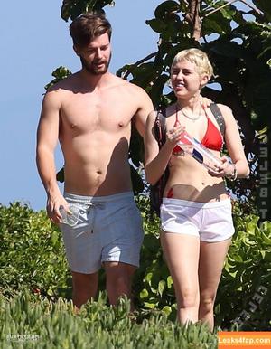 Miley Cyrus photo #3928