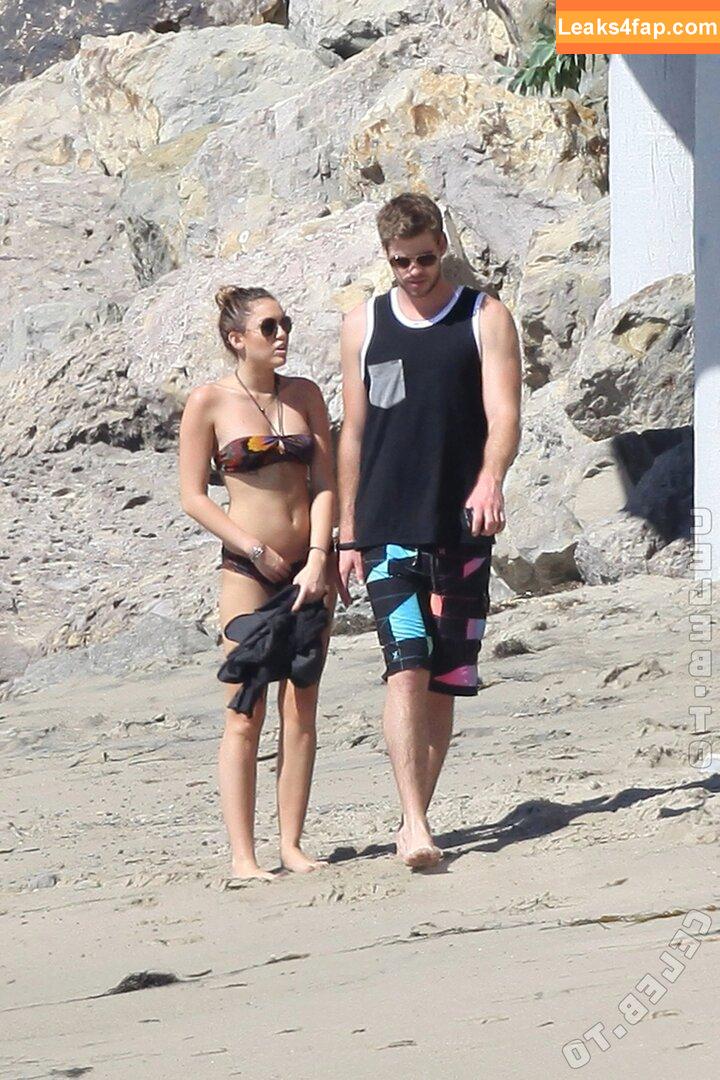 Miley Cyrus / https: / mileycyrus leaked photo photo #4020
